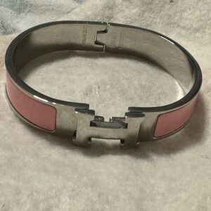 FAKE Hermès Pink and Silver Bracelet